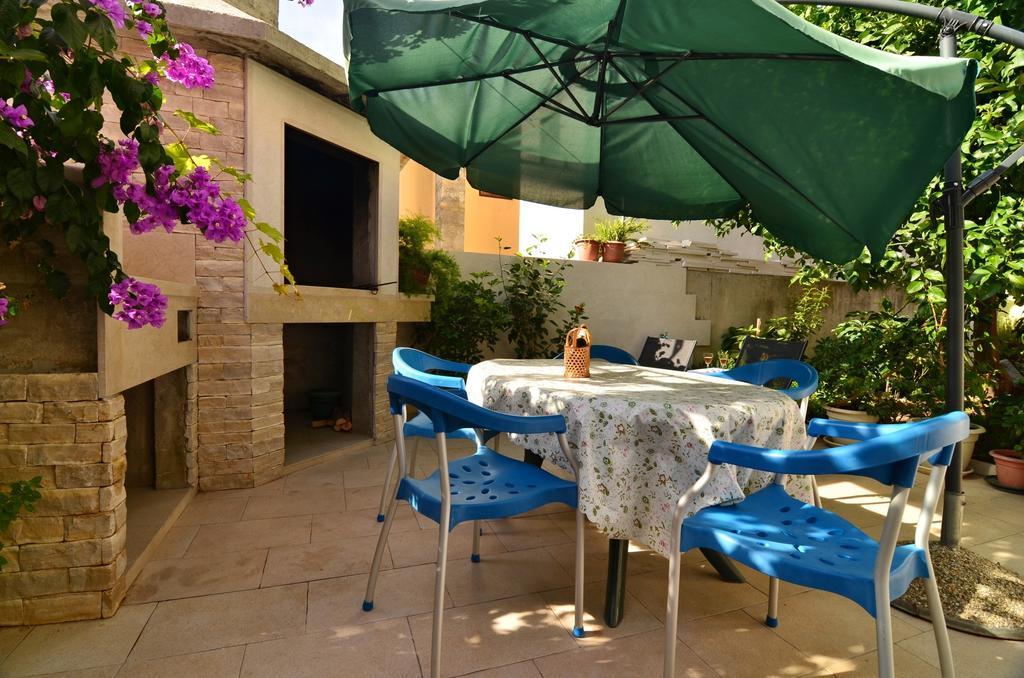 Apartments Mustapic Makarska Zimmer foto